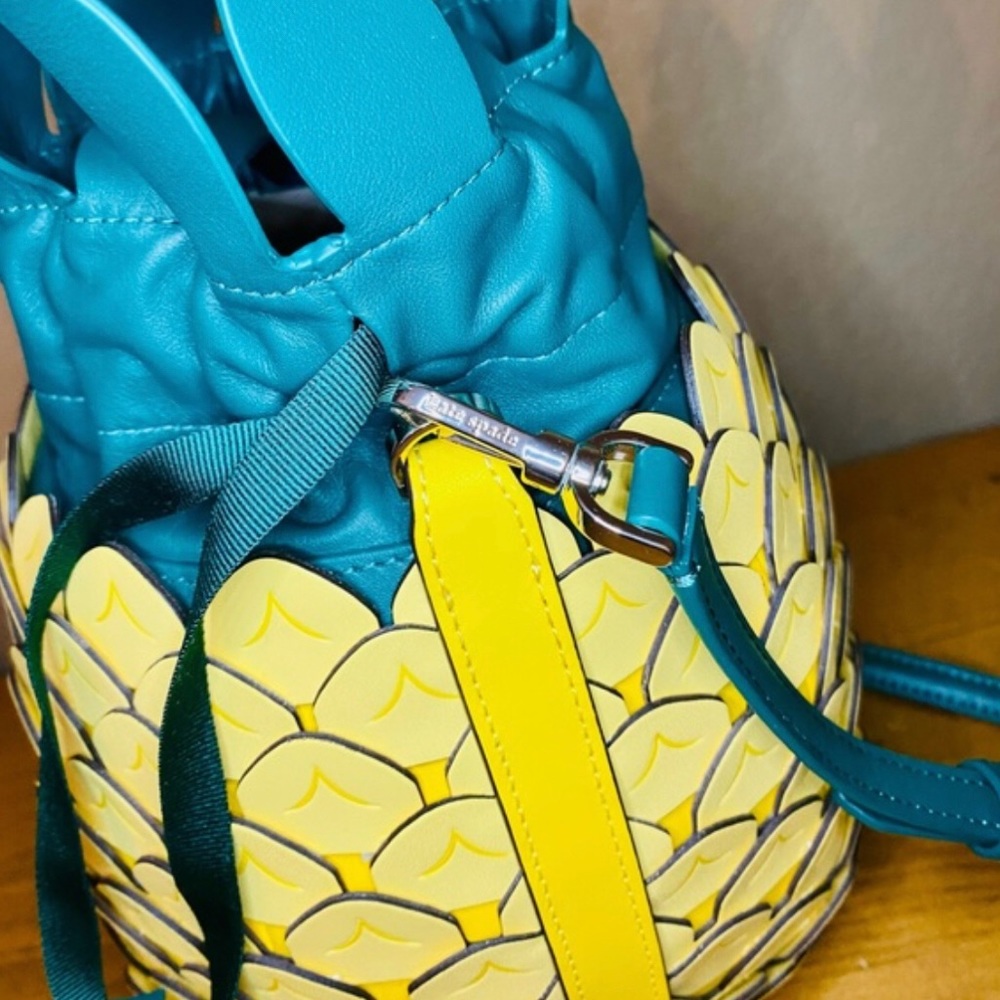 Kate Spade Colada Pinapple Crossbody Bucket Bag - Picture 3 of 9